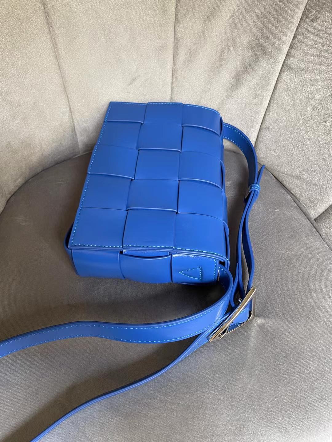 New fashion leather ladies handbag hand-woven messenger bag magnetic buckle bag cowhide Cross-body female bag - Image 5